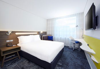 Holiday Inn Express Sydney Macquarie Park - Inverell Accommodation 3