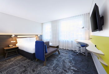 Holiday Inn Express Sydney Macquarie Park - Inverell Accommodation 6