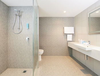 Holiday Inn Express Sydney Macquarie Park - Inverell Accommodation 17