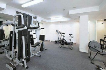 Darlinghurst 403 Pop Furnished Apartment - Inverell Accommodation 3