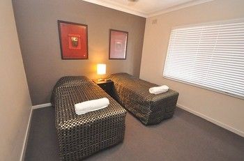 North Ryde 69 Melb Furnished Apartment - Inverell Accommodation 3
