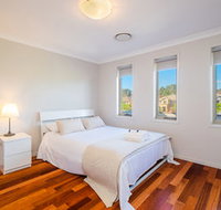 Getaway Holiday House Bankstown - Inverell Accommodation