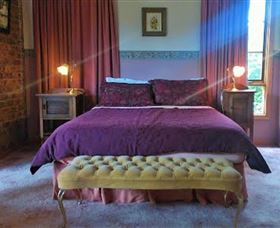 Oakdale B & B - Inverell Accommodation 0