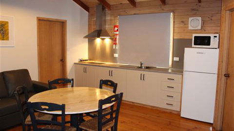 Lakes And Craters Holiday Park - Inverell Accommodation 2