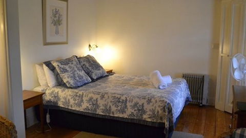 Point Lonsdale Guest House - Inverell Accommodation 4