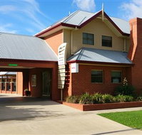 Murray Waters Motor Inn  Apartments - Inverell Accommodation