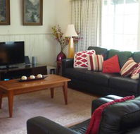Amelda's Towerhill - Inverell Accommodation