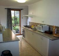 Adrienne's Place on the Hill - Inverell Accommodation