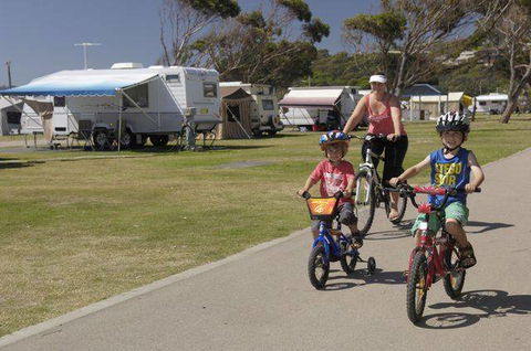Discovery Holiday Parks - Pambula Beach - Inverell Accommodation 6