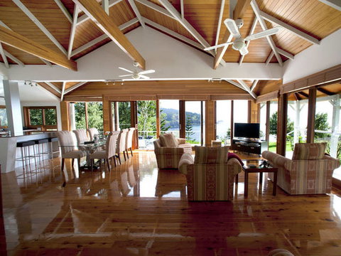 Forrester Court Cliff Top Cottages - Inverell Accommodation 2