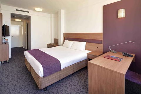 Quality Hotel Ambassador Perth - Inverell Accommodation 3