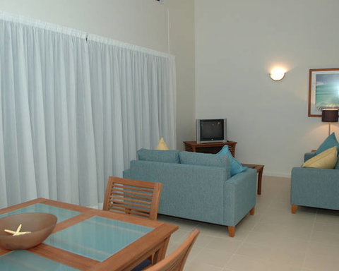 Rainbow Beach Resort - Inverell Accommodation 0