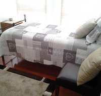 The Pommy Tree Bed  Breakfast - Inverell Accommodation