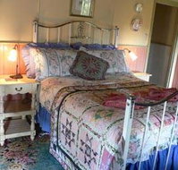 The Witches Garden - Cottage on the Creek - Inverell Accommodation