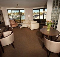 Pier 21 Apartment Hotel - Inverell Accommodation