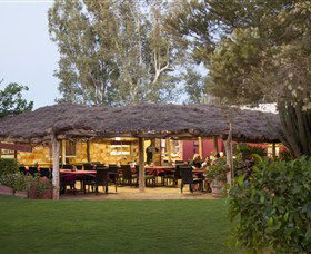 Curtin Springs Wayside Inn - Inverell Accommodation 1