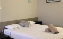 Casino Motor Inn And Greenhouse Restaurant - Inverell Accommodation 3