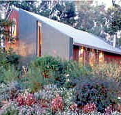Clarendon Chalets - Inverell Accommodation