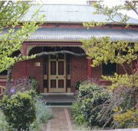 FINCHES OF BEECHWORTH - Inverell Accommodation