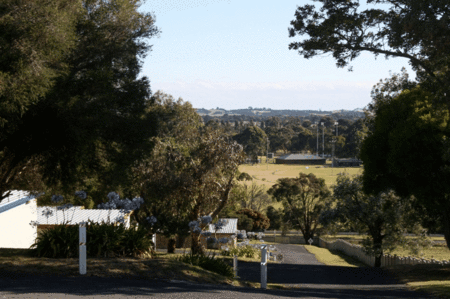 Limestone Coast Tourist Park - Inverell Accommodation