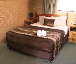 Avlon Gardens Motel - Inverell Accommodation 0
