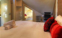 Pure Chalet - Inverell Accommodation 0