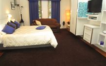 Retreat At Froog-Moore Park - Inverell Accommodation 4