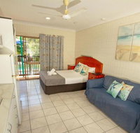 Tropical Palms Resort  4WD Hire - Inverell Accommodation