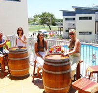 Emu's Beach Resort - Inverell Accommodation