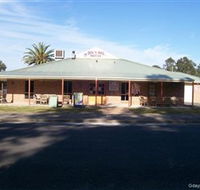 Dog N Bull - Inverell Accommodation