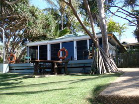 Beachfront Zilzie Holiday Home And Cottage - Inverell Accommodation 1