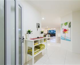 Laguna Bay At Vogue Holiday Homes - Inverell Accommodation 2