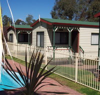 Parkes Country Cabins - Inverell Accommodation