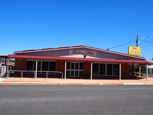 Railway Hotel Condobolin - Inverell Accommodation 0