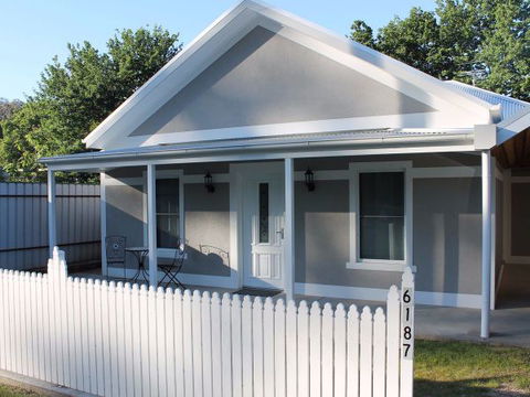 Jessie's Creek Cottage - Inverell Accommodation 0