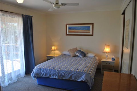 Clinton Cabin - Inverell Accommodation 2