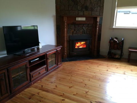 Helen's House - Inverell Accommodation 1