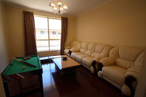 LJ Hooker Goolwa Holiday Rentals - 42 Underwood Avenue, Goolwa Beach - Inverell Accommodation 17