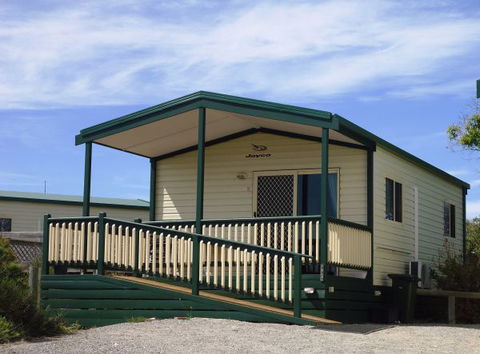Elliston Waterloo Bay Tourist Park - Inverell Accommodation 1