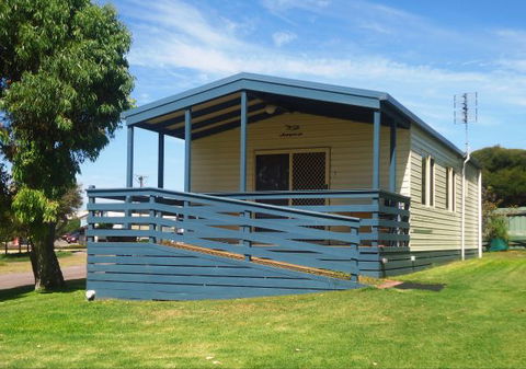 Elliston Waterloo Bay Tourist Park - Inverell Accommodation 3