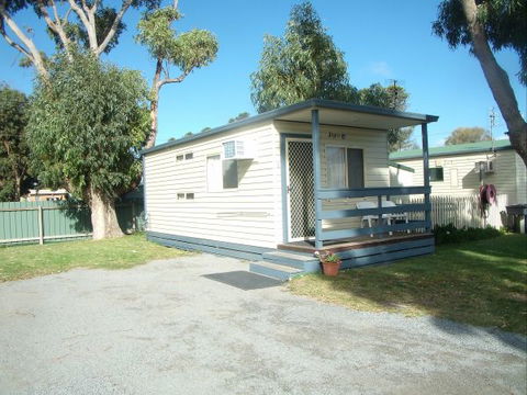 Elliston Waterloo Bay Tourist Park - Inverell Accommodation 9