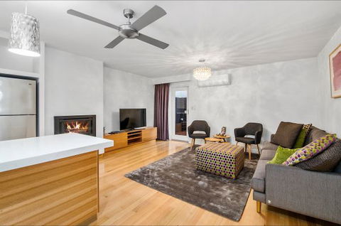 Mount Gambier Accommodation - Inverell Accommodation 1
