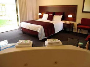 Comfort Inn Deakin Palms - Inverell Accommodation 0