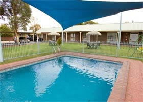 Carn Court Holiday Apartments - Inverell Accommodation 2