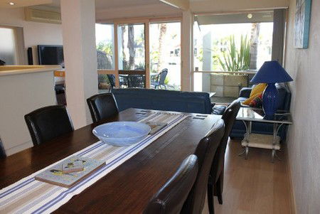 Marina Palms - Inverell Accommodation 4