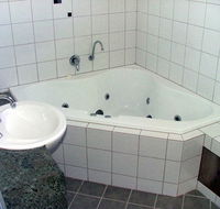 Tasman Beachside Apartments - Inverell Accommodation