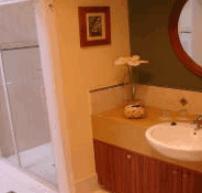Walton House - Inverell Accommodation