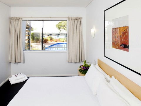 Majestic Oasis Apartments - Inverell Accommodation 2