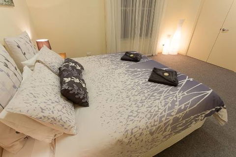 Port Lincoln Foreshore Apartments - Inverell Accommodation 4