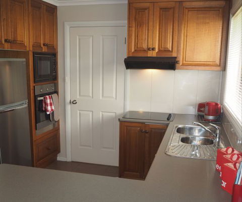 Bertha Street Serviced Apartments - Inverell Accommodation 1